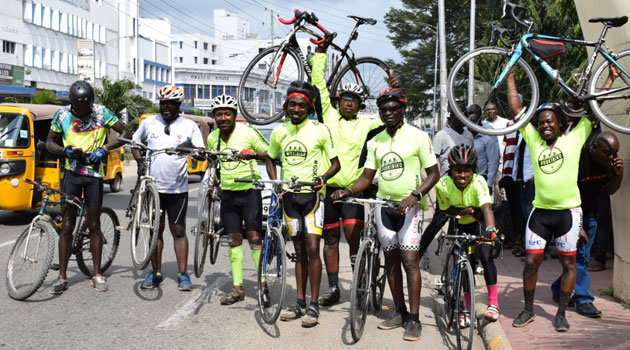 6 Starehe Boys Centre Alumni Raise Sh2.6mn In 10-Day Busia-Mombasa Cycling Expedition